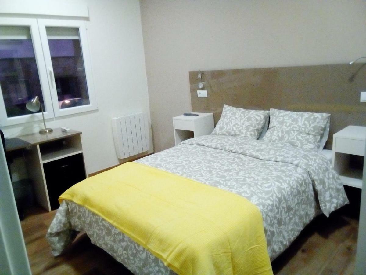 Residencia Compostela 2 Bed & Breakfast Santiago de Compostela Dış mekan fotoğraf