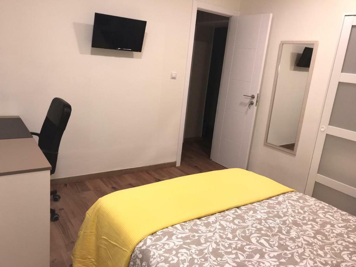 Residencia Compostela 2 Bed & Breakfast Santiago de Compostela Dış mekan fotoğraf