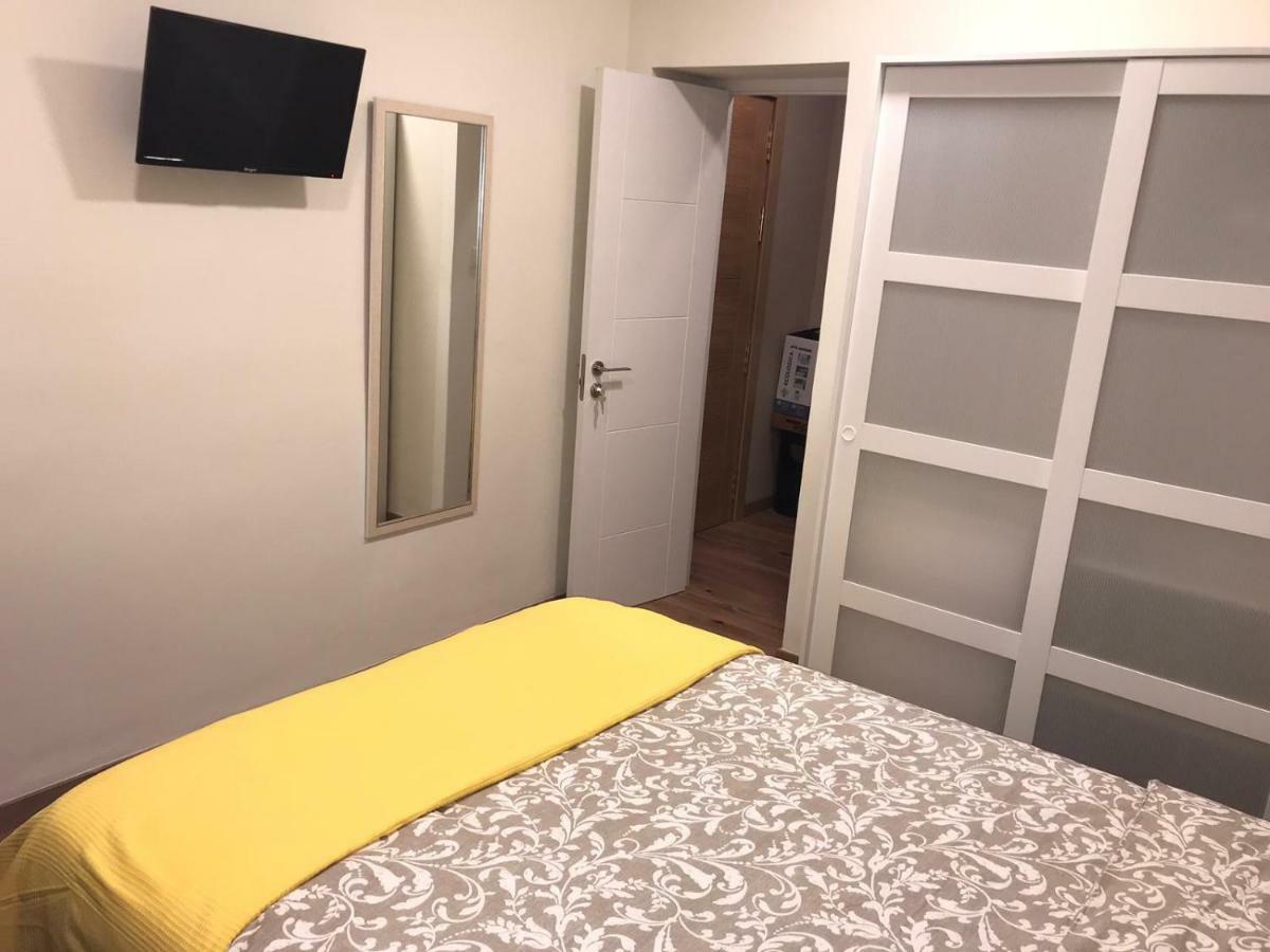 Residencia Compostela 2 Bed & Breakfast Santiago de Compostela Dış mekan fotoğraf